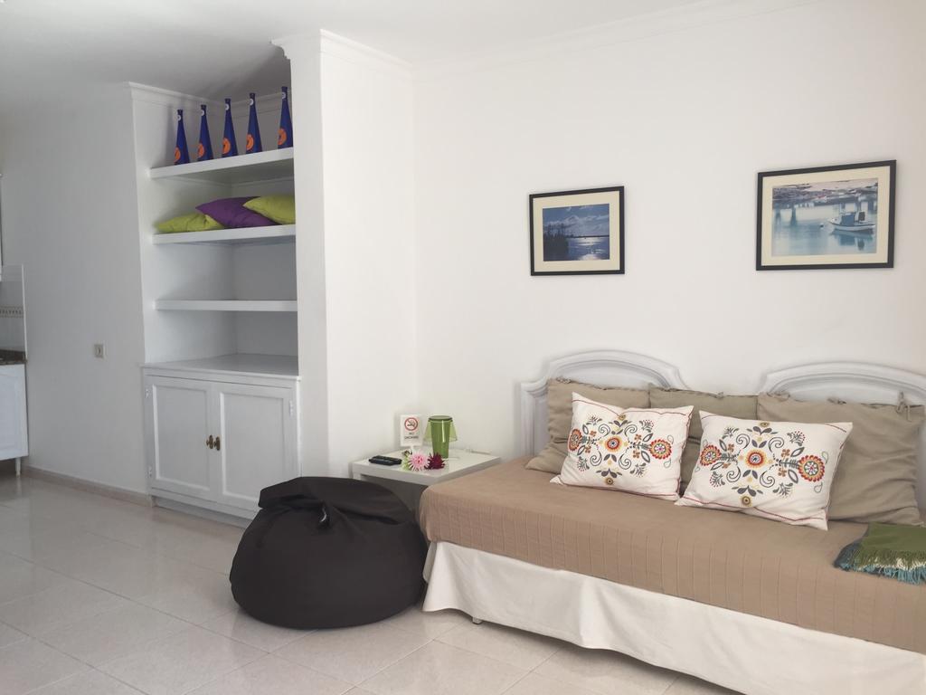 Apartamentos Flamboyant Adults Only Puerto del Carmen  Habitación foto